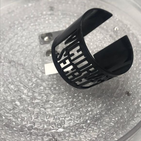 Victoria’s Secret laser cut cuff bracelet black - Picture 3 of 8